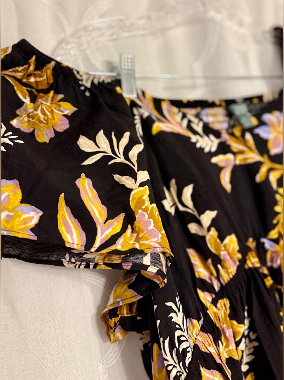 NWT Terra & Sky Black Floral Flutter Sleeve Midi Dress 2X - Picture 3 of 13
